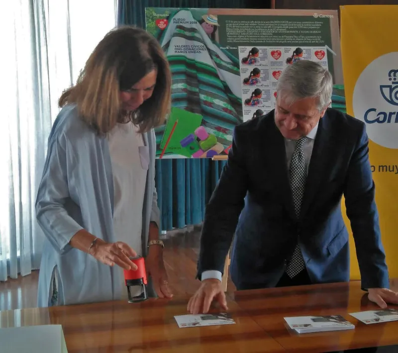 Correos y Manos Unidas presentan el primer sello solidario. Foto: Manos Unidas