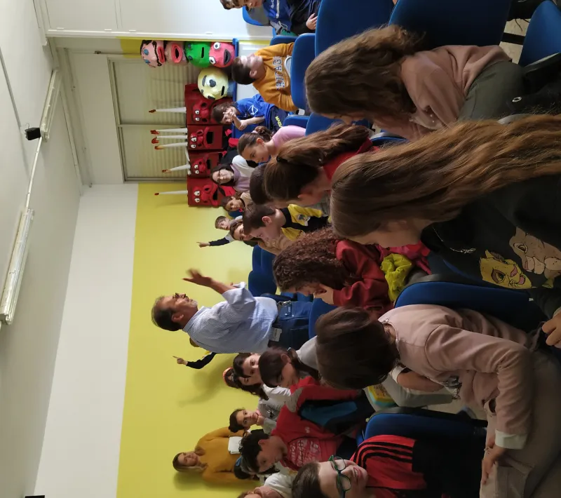 VIsita a un colegio en Castellbisbal