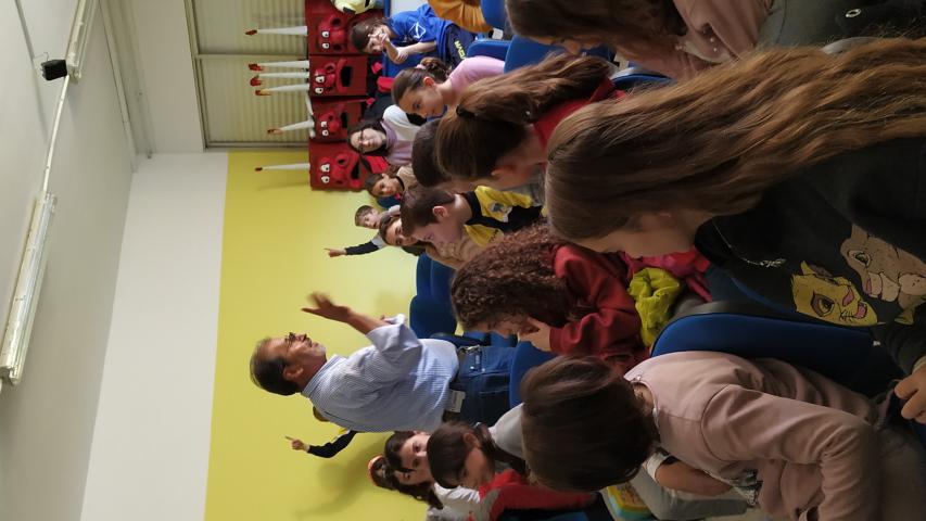 VIsita a un colegio en Castellbisbal
