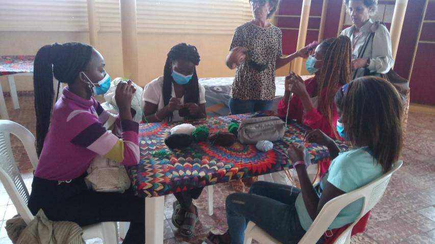 Proyecto Angola Toneletes de la Gratitud Cieza