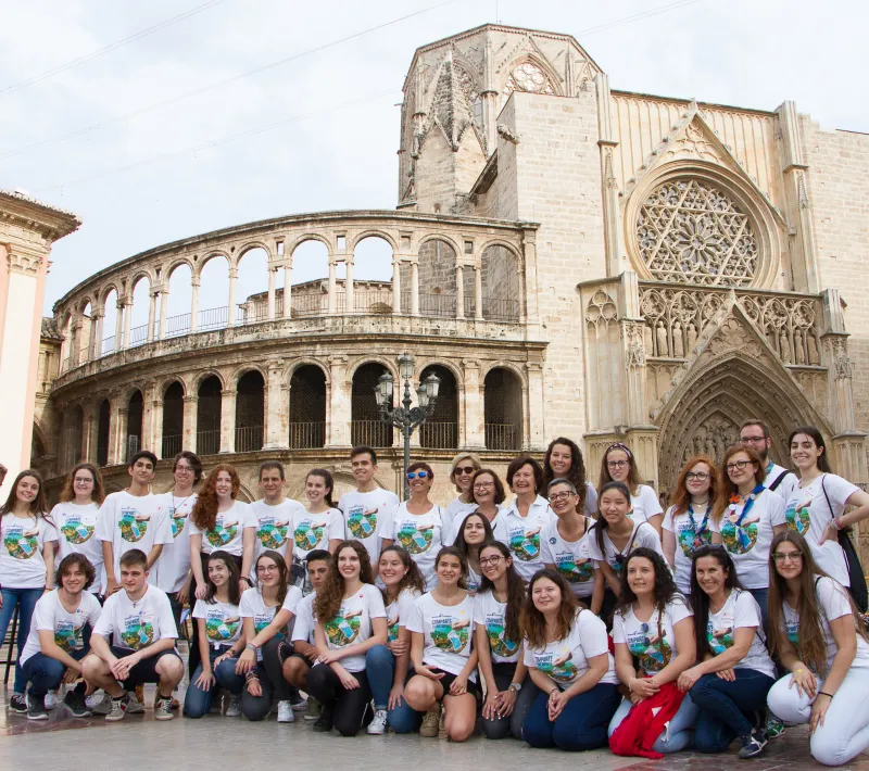 Voluntariado de la VI Cena Hambre de Manos Unidas celebrada en la Plaza Virgen