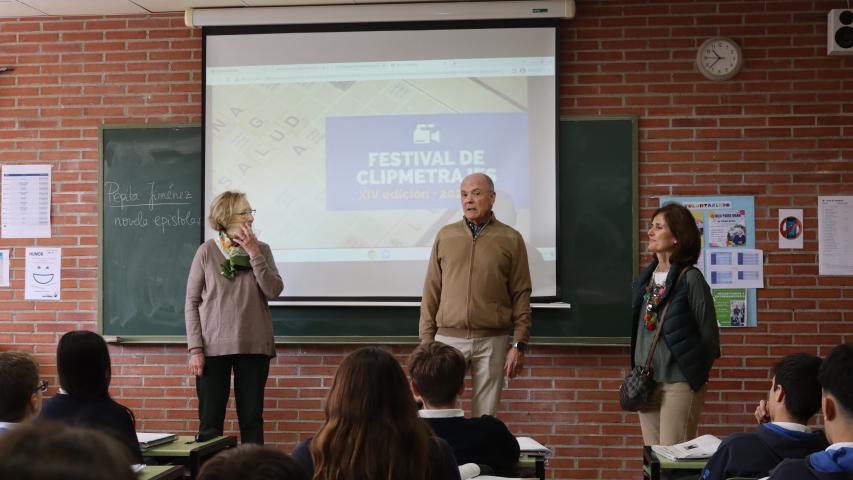 Entrega del segundo premio de Clipmetrajes en el Colegio San Cernin de Pamplona