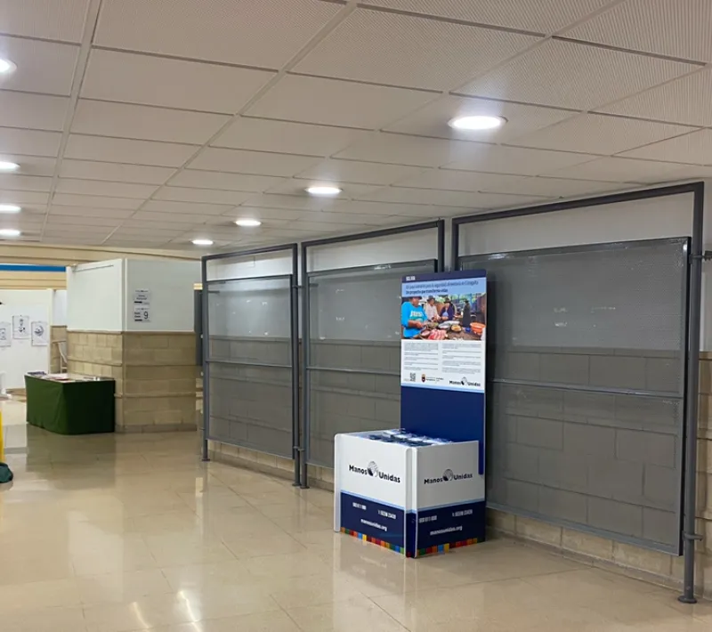Civivox Jus la Rocha: stand del proyecto de Bolivia financiado por el Ayuntamiento de Pamplona