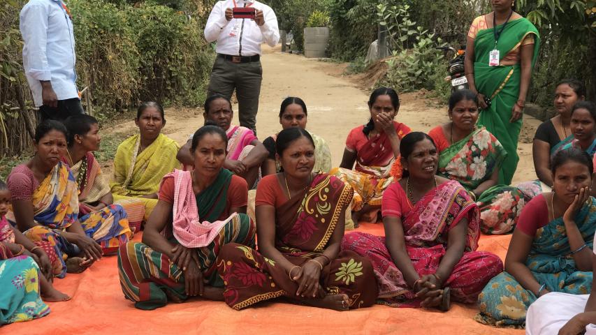Empoderamiento comunitario y mejora socio económica de población tribal en Telangana. India.