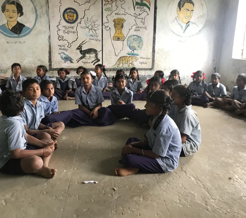 Empoderamiento comunitario y mejora socio económica de población tribal en Telangana. India.