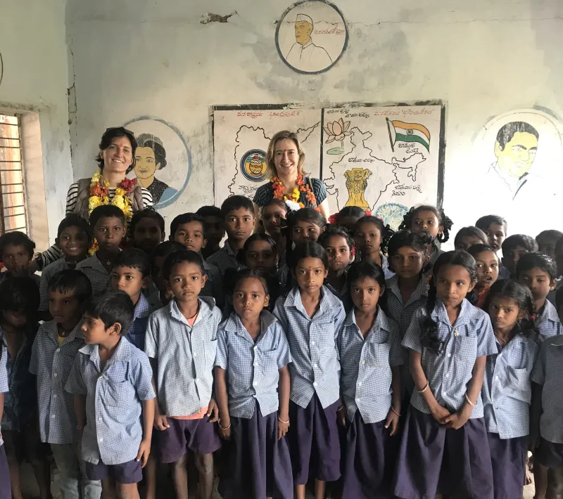 Empoderamiento comunitario y mejora socio económica de población tribal en Telangana. India.