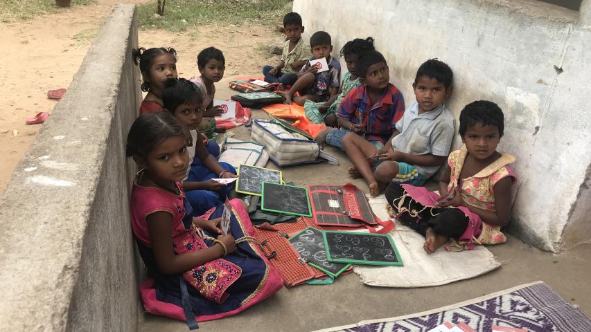 Empoderamiento comunitario y mejora socio económica de población tribal en Telangana. India.