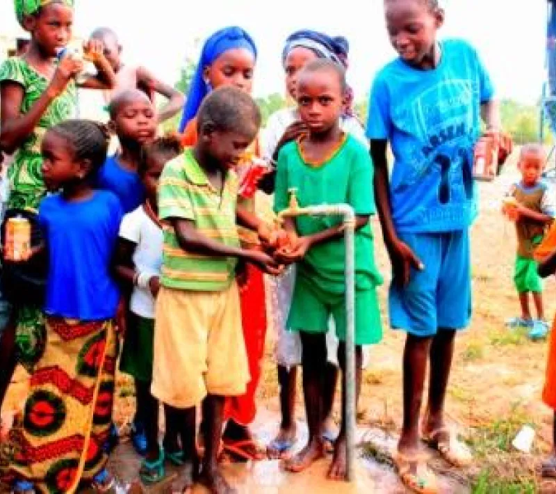 Inauguración de potabilizadoras en Senegal