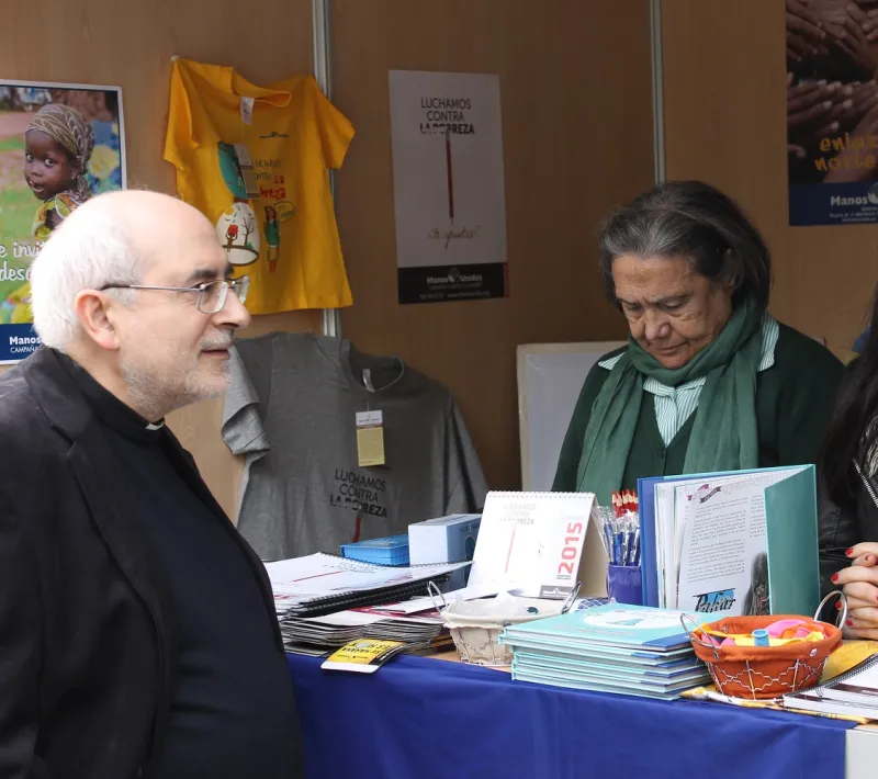 inauguracion muestra voluntariado ucam manos unidas murcia 44