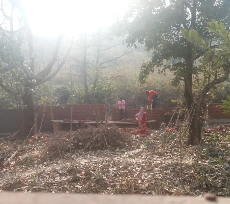 ind 71674 construyendo valla 1