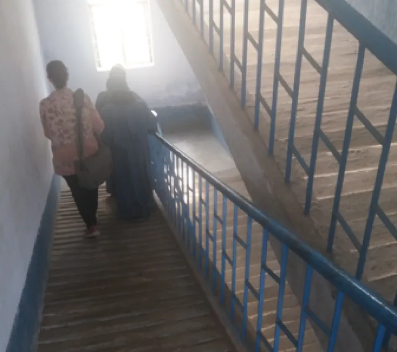 ind 71674 escalera residencia 1