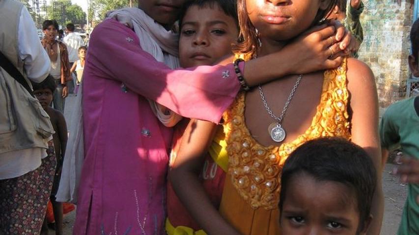 Este proyecto busca mejorar las condiciones sanitarias en 25 aldeas de India