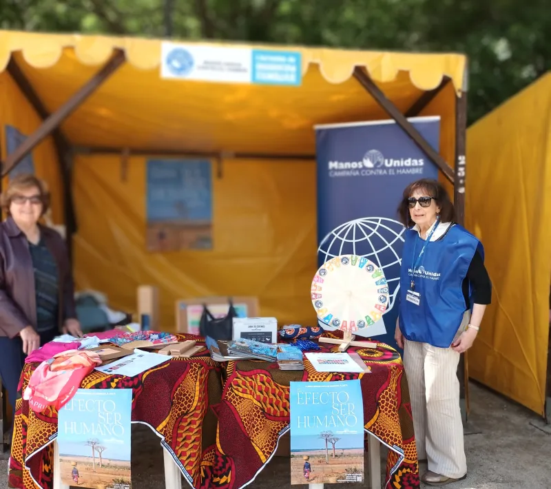 Voluntarias de Manos Unidas Madrid en las I Jornadas de Encuentro Familiar de Colmenar Viejo
