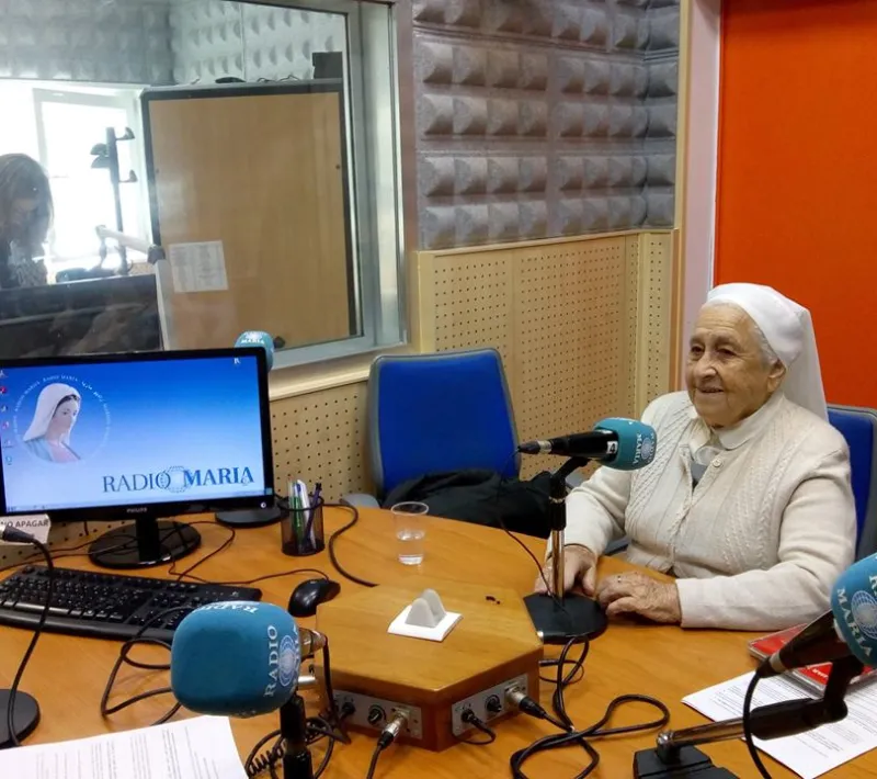 Manos Unidas con la misionera Juliana en Radio María