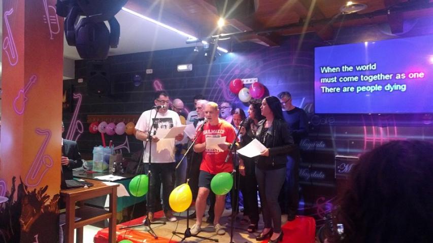 Karaoque 2019 en San Agustin de Guadalix a benefico de Manos Unidas