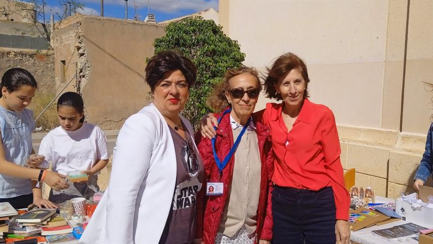 las 3