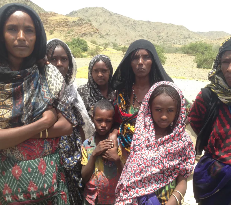 Las mujeres y las niñas son las principales perjudicadas por la escasez de agua en Afar, Etiopía - Foto Manos Unidas
