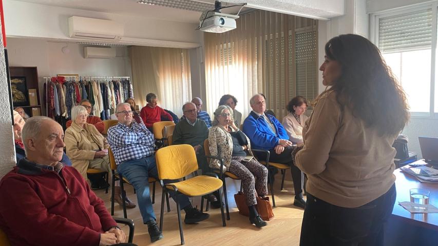 Charla en la Delegación de Madrid sobre proyectos de Manos Unidas en Paraguay y Ruanda