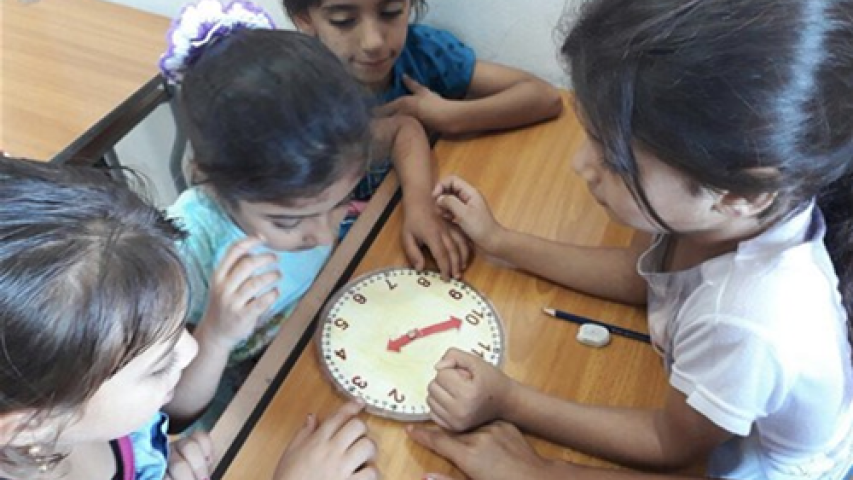 Educación para niños y jóvenes refugiados sirios. Manos Unidas Valencia