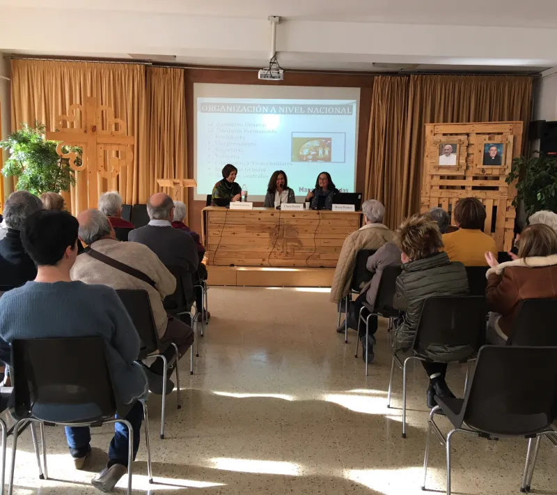Asistentes a la Jornada "Abre los ojos, las puertas y el corazón"