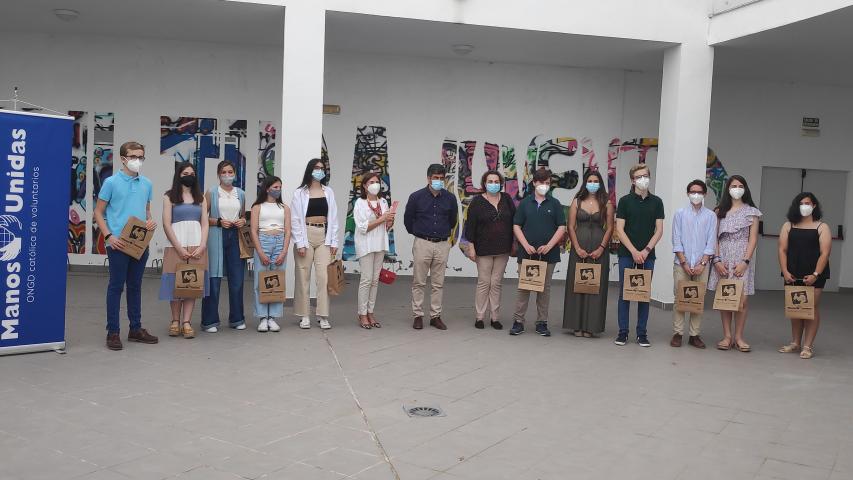 manos ganadores scaled