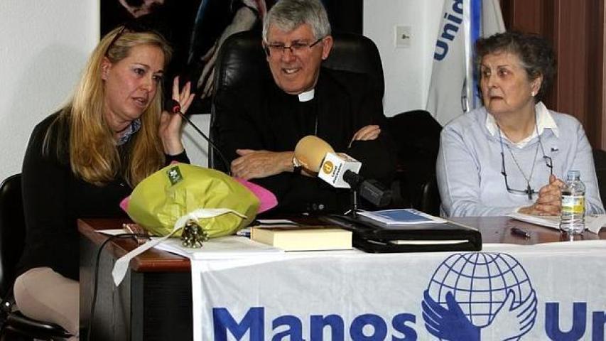 manos unidas 620x349