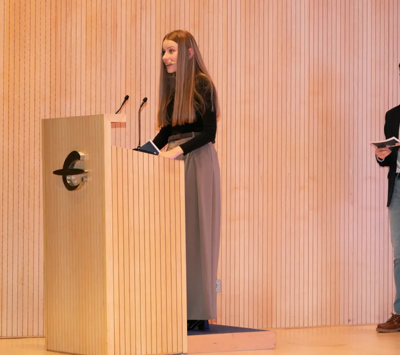 Sara Calavia y Juan Blas, dieron lectura al Manifiesto 2026 de Manos Unidas