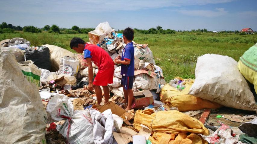 Raná. Día Universal del Niño, Camboya.