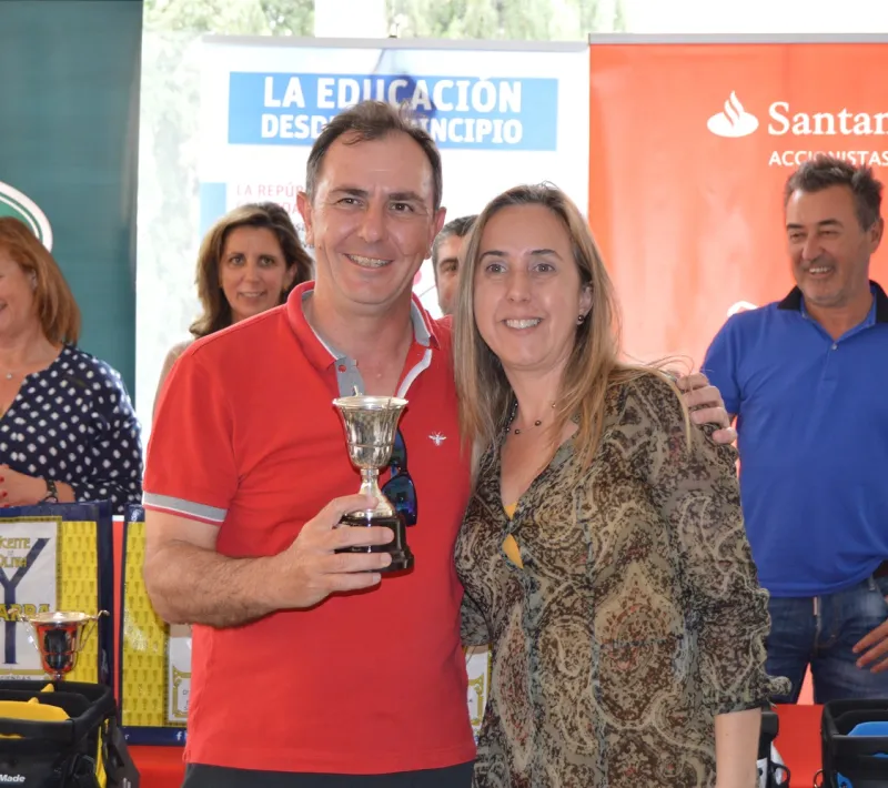 manos unidas murcia golf altorreal banco santander 70