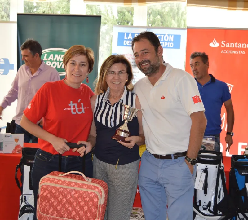 manos unidas murcia golf altorreal banco santander 86