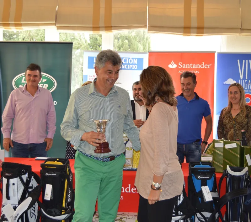 manos unidas murcia golf altorreal banco santander 89