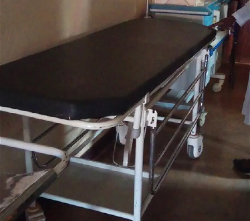 Compra de material sanitario para Hospital rural en Malaui comprado por Manos Unidas