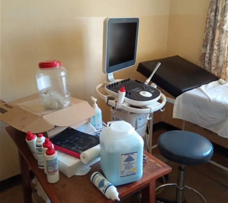 Compra de material sanitario para Hospital rural en Malaui comprado por Manos Unidas