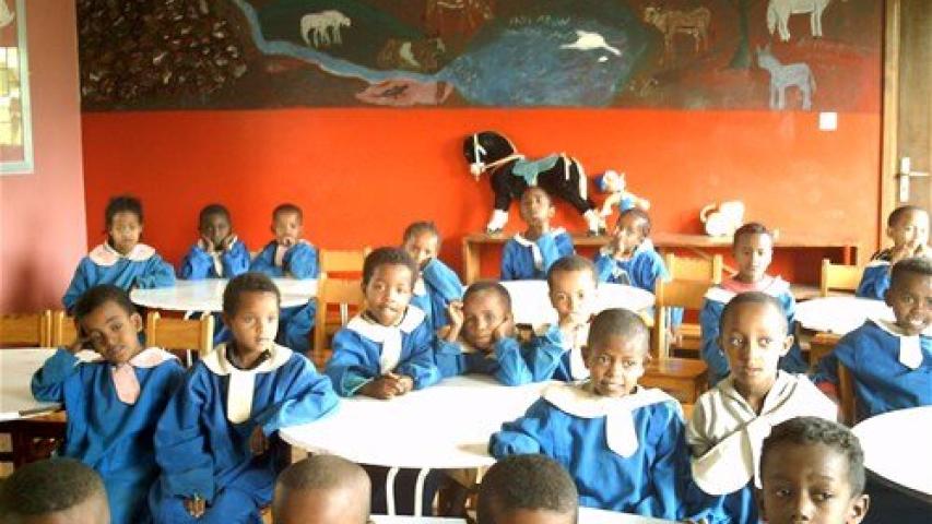 Los niños de Buccama podrán asistir a clases de primaria hasta el cuarto curso en su nuevo colegio promovido desde Manos Unidas Valencia.