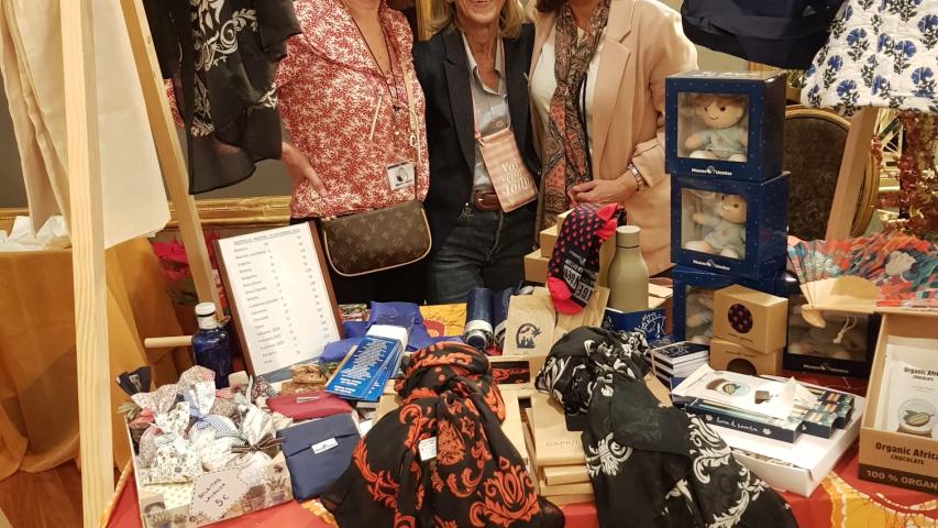 Estand de Manos Unidas Madrid en el Mercadillo Solidario Mapfre 2024