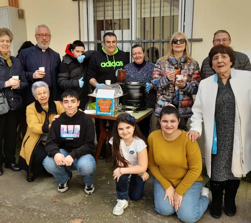 mercadillo y chocolatada unidad parroquial de s. pedro y sta. clara 18 02 2024 1