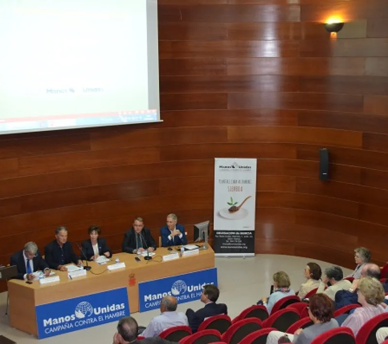 mesa redonda mu 2016 1