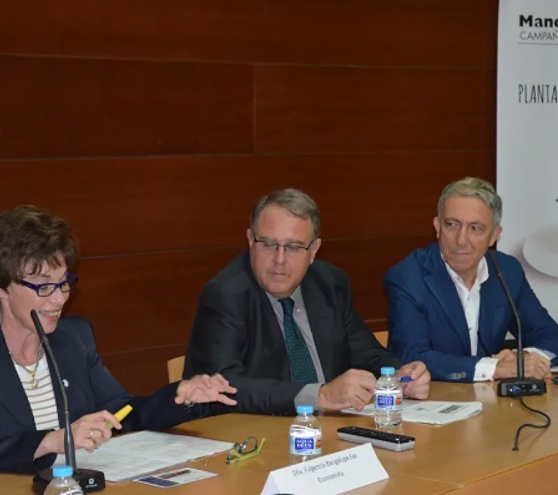 mesa redonda mu 2016 10