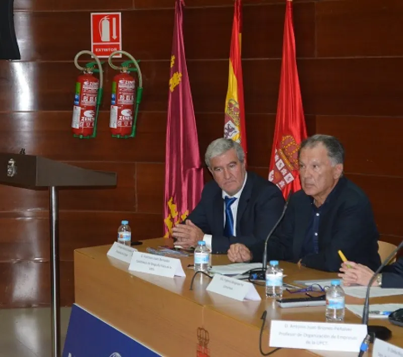 mesa redonda mu 2016 13