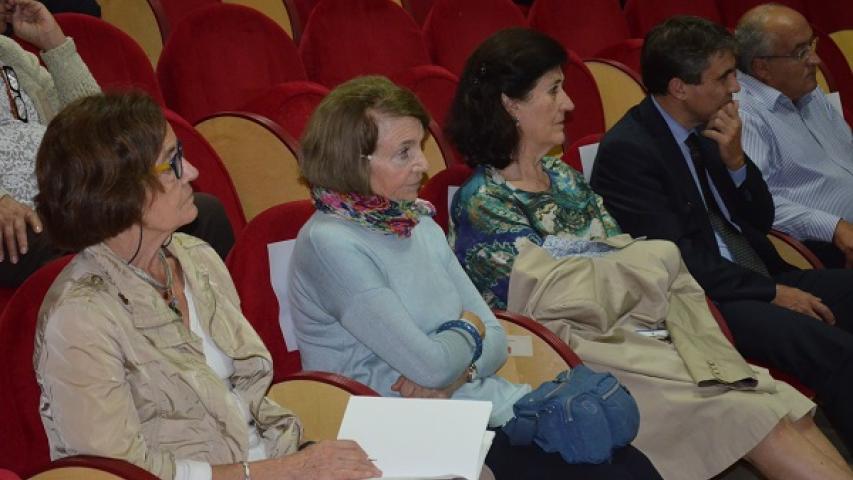 mesa redonda mu 2016 15