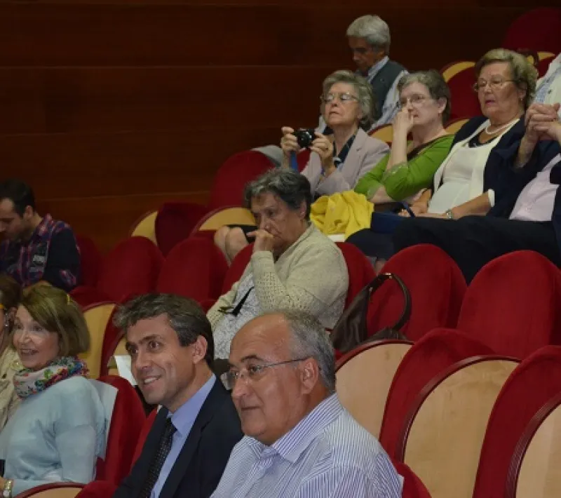 mesa redonda mu 2016 7