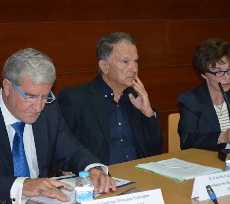 mesa redonda mu 2016 9