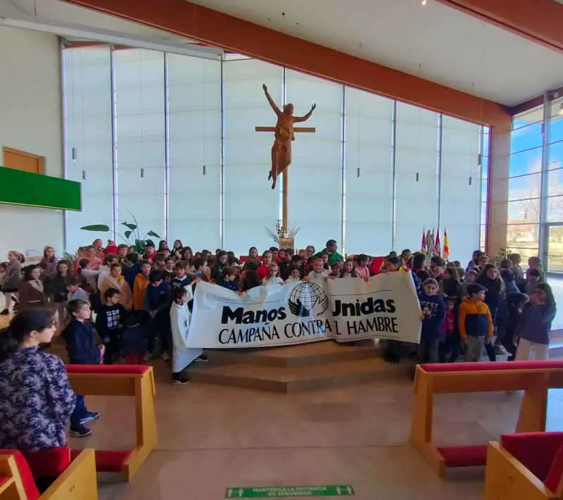 Misa de Campaña 2023 en la parroquia Sta. María la Blanca de Montecarmelo