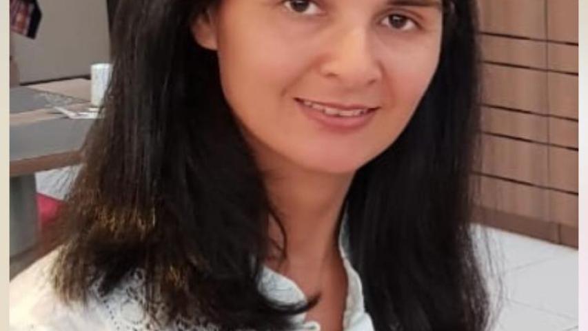 Myrtha Beatriz Lezcano es misionera seglar en Paraguay. Estudió Psicología Social y Comunitaria, es diplomada en Monitorización y Evaluación de Proyectos Sociales, cursó Psicología Cognitivo-Conceptual y es co-autora de libros y publicaciones relativos a sus trabajos en la asociación Tatarendy, de la que es co-fundadora.  Tatarendy es una asociación sin ánimo de lucro que se ocupa de ayudar a las mujeres más vulnerables social y económicamente en Asunción (Paraguay).