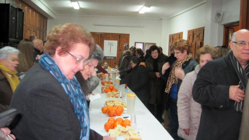 momento cena del hambre orihuela 0