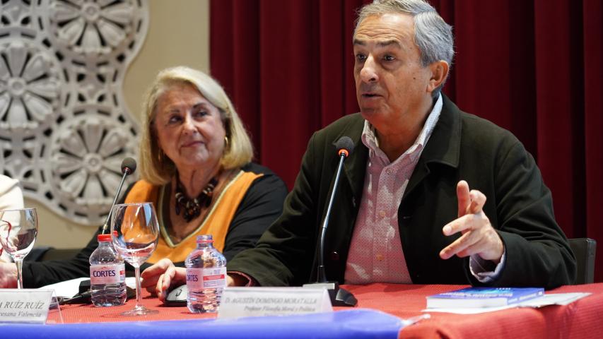 Ana Ruiz Ruiz y Agustín Domingo Moratalla. Foto: A. Sáiz/AVAN.