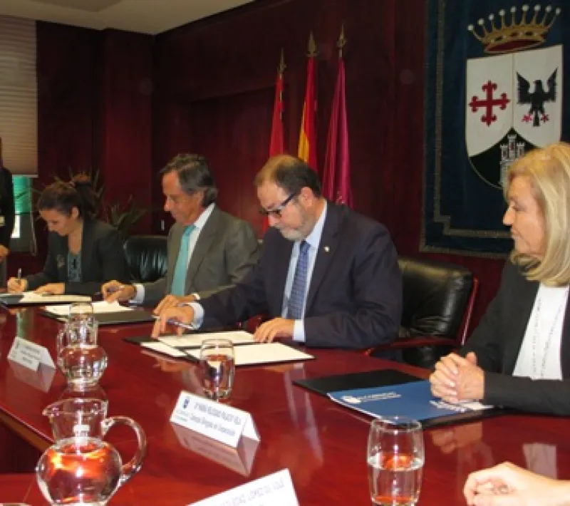 mu firma convenio fca 2017 2r