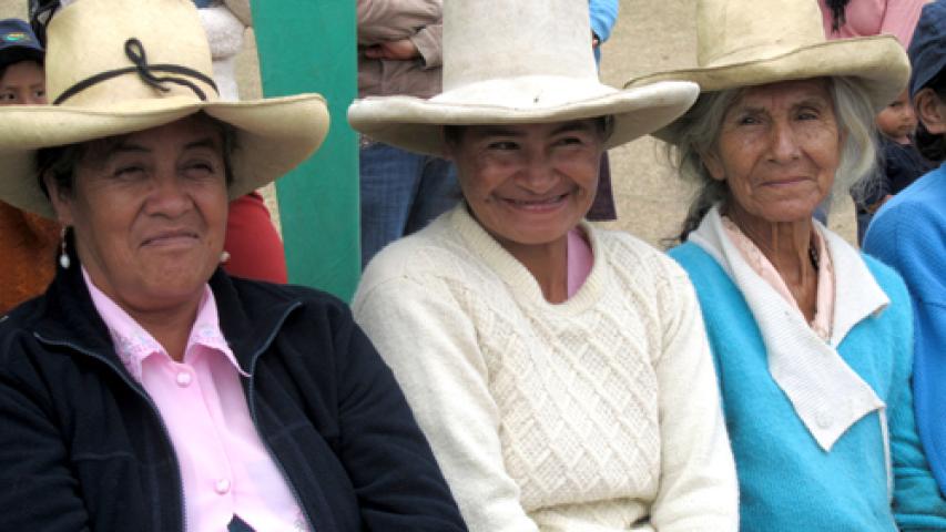 Mujeres campesinas beneficiarias del proyecto "Círculos de Cultura"