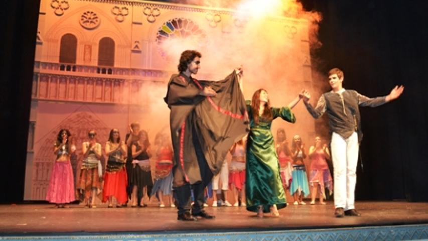 musical notre dame 26jun2014 w.12