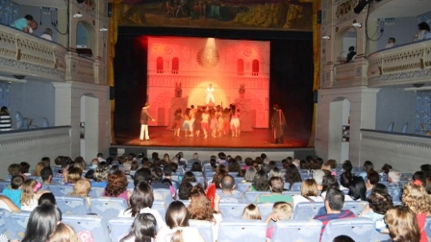 musical notre dame 26jun2014 w.5
